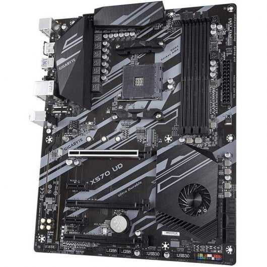 Gigabyte X570 UD