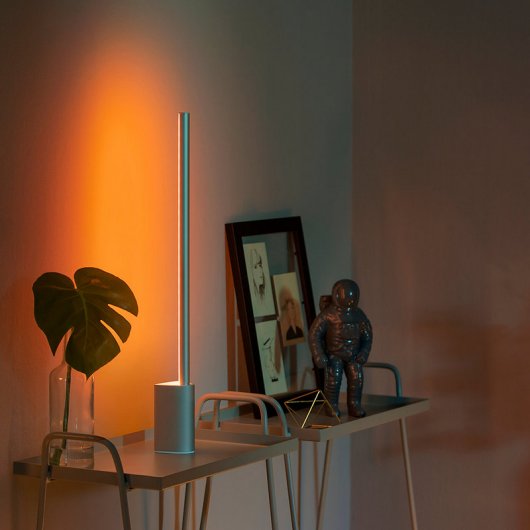 Philips Hue Signe Candeeiro LED Inteligente de Mesa