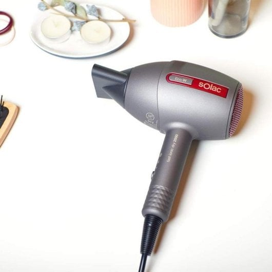 Sèche-cheveux Ionique Solac Fast Ionic Dry 2000 2000W 2 Températures 2 Vitesses Léger Compact Diffuseur Noir