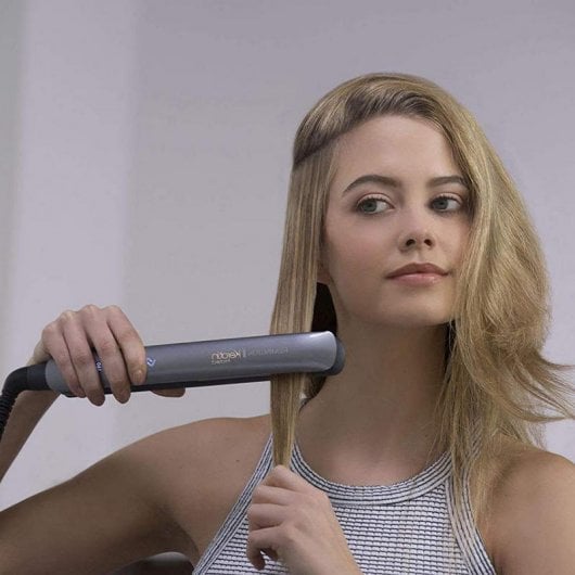 Remington Keratin Protect S8598 Fer à lisser en céramique à l'huile d'amande