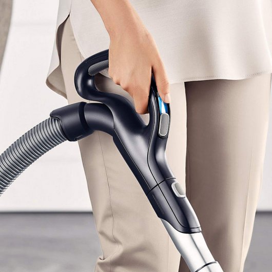 AEG LX9-2-WR-P Aspirador Sem Saco 750W