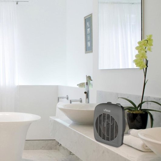 Riscaldatore termoventilatore Ufesa CF2000IP 2000W IP21 Bagno Portatile