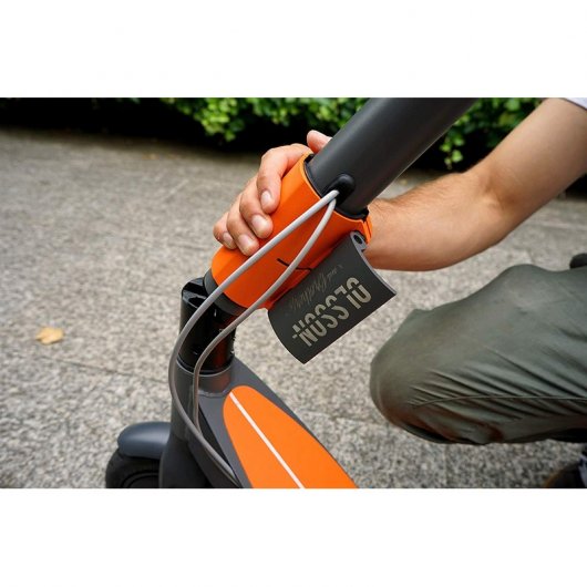 Olsson Rhino Patinete Eléctrico 8.5" Reacondicionado