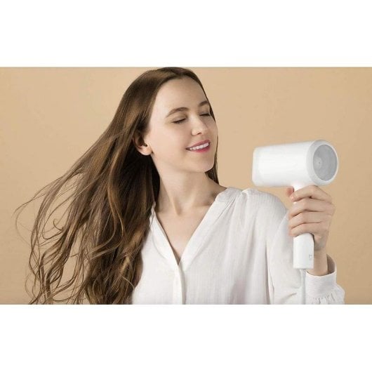 Sèche-cheveux Ionique Xiaomi Mi Ionic Hair Dryer 1800W 2 Températures 2 Vitesses Air Froid Blanc