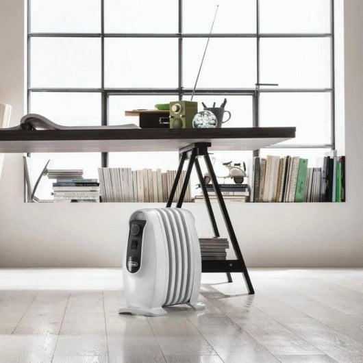 Radiador a Óleo DeLonghi Nano TRNS0505M 500W 5 Elementos