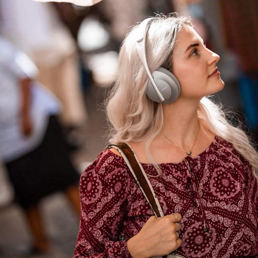 Bose Headphones 700 Auriculares con Cancelación de Ruido Plata