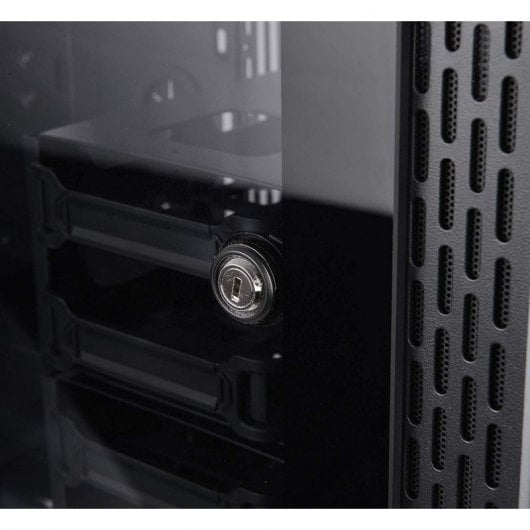 Thermaltake A700 Cristal Templado USB 3.0 Aluminio