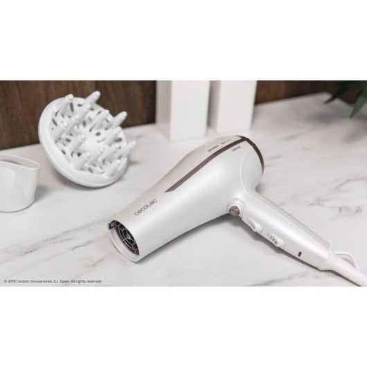 Secador Cecotec Bamba IoniCare 5200 Aura iónico 2300W Difusor Branco