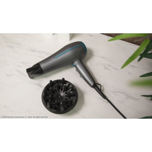 Cecotec Bamba IoniCare 5200 Aura Schwarz Ionen-Haartrockner 2300W