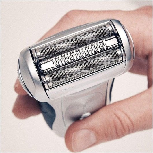 Barbeador Facial Braun Series 7 790cc Recarregável 50min Seco e a Húmido Lâminas Precisão
