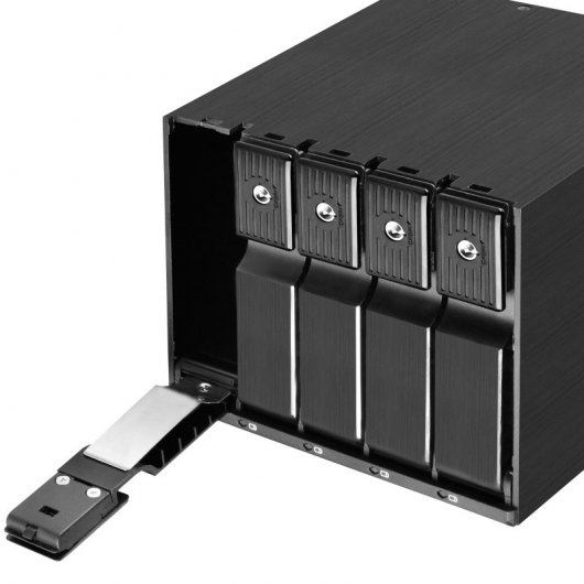 Silverstone FS305-12G Adaptador 5 Unidades 3.5" SAS 12GB/SATA 6GB a 3 Bahías 5.25"