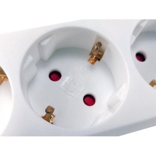 Regleta Equip 245552 6 Tomas con Interruptor Blanca y Cable 1,5 m