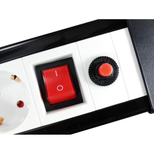 Equip Regleta de  Alimentación 4 Tomas de Red con Interruptor + 2 Puertos USB Negra/Blanca