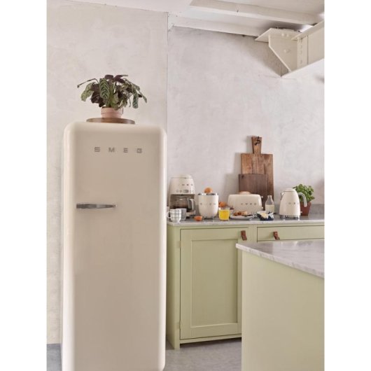 Grille-pain vintage Smeg TSF03CREU 4 Fentes 2000W 6 Niveaux Creme