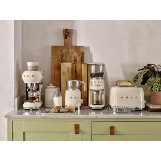 Grille-pain vintage Smeg TSF03CREU 4 Fentes 2000W 6 Niveaux Creme
