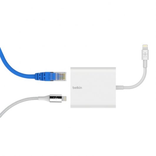Belkin Adaptador Ethernet + Carga con Conector Lightning Blanco