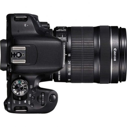 Canon 800D 24MP WiFi/Bluetooth + Objetivo EF-S 18-135mm F3.5-5.6 IS STM