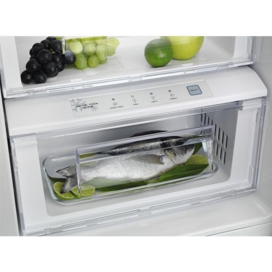 Electrolux EAL6140WOU Frigorífico Americano A+ Acero Inoxidable