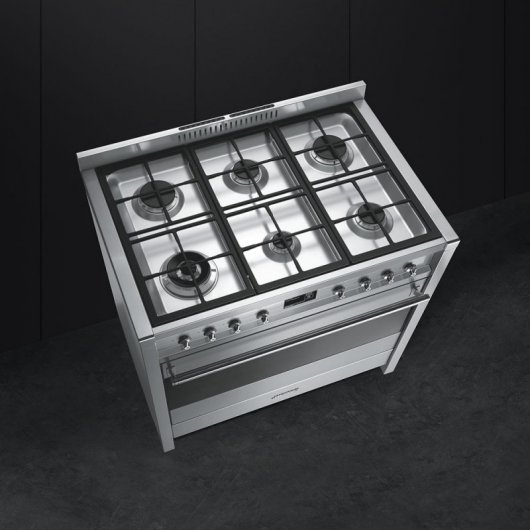 Smeg A19 Cocina de Gas 6 Zonas + Horno Multifunción Inox