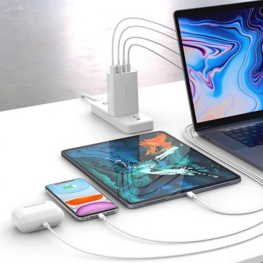 Caricabatterie doppio USB-C/USB-A Hyper Juice HJ-GAN100 GAN da 100 W