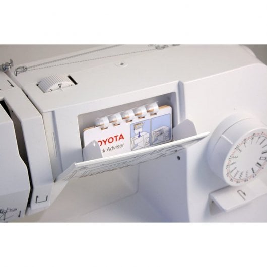 Toyota SUPERJ17W Super Jeans Máquina de Coser para Tejido Grueso 17 Programas 65W