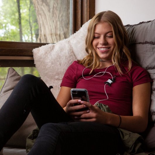 Nite Ize Curvyman Organizador de Cables para Auriculares