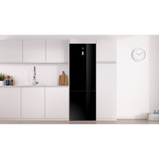 Balay 3KFE778BI Frigorífico Combi E Cristal Negro