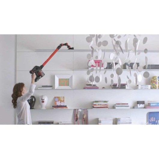 Aspirador sem Fio Hoover HF222AXL 011 220W 40 min 0.7L Escova LED Ultra Leve