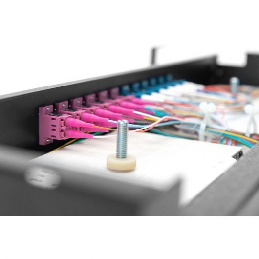 Digitus Caja para Punto de Consolidación de 24 módulos Keystone/12 Acopladores de Fibra Óptica