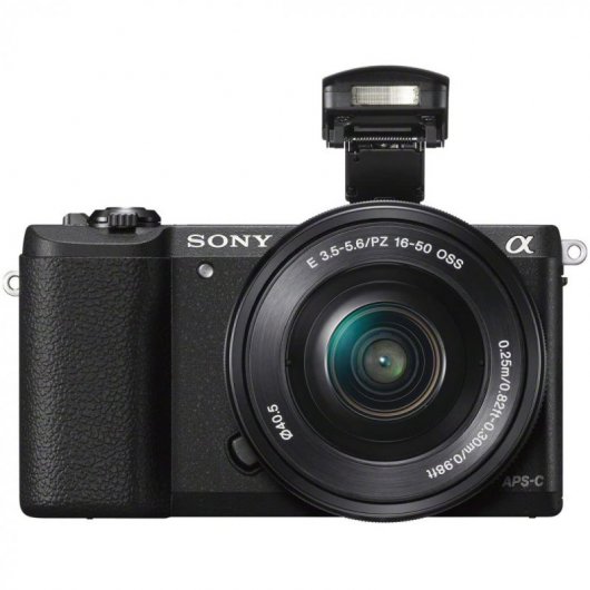 Sony Alpha ILCE-5100 24.3MP + Objetivo PZ 16-50mm F3.5-5.6 OSS + Objetivo 55-210mm F4.5-6.3 OSS
