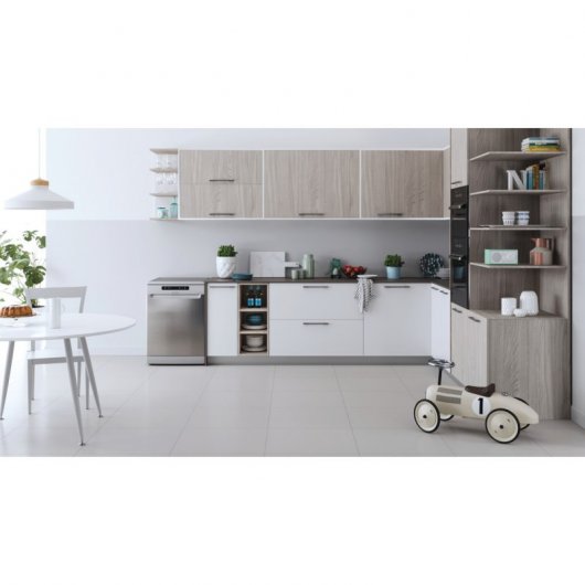 Indesit DFC 2C24 A X Lavavajillas Capacidad 14 Cubiertos E Acero Inoxidable