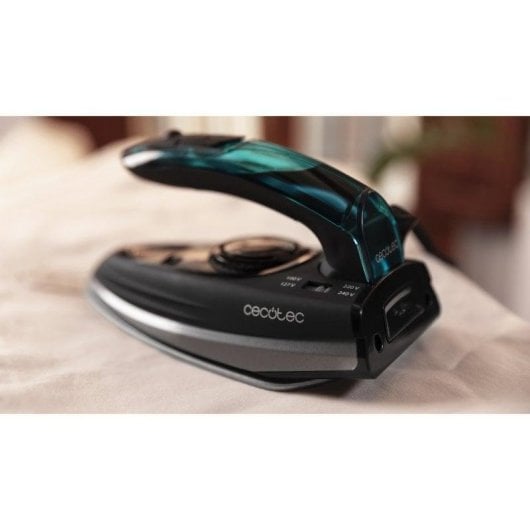 Ferro da stiro Cecotec Fast&Furious 4000 Travel 1200W doppio voltaggio vapore
