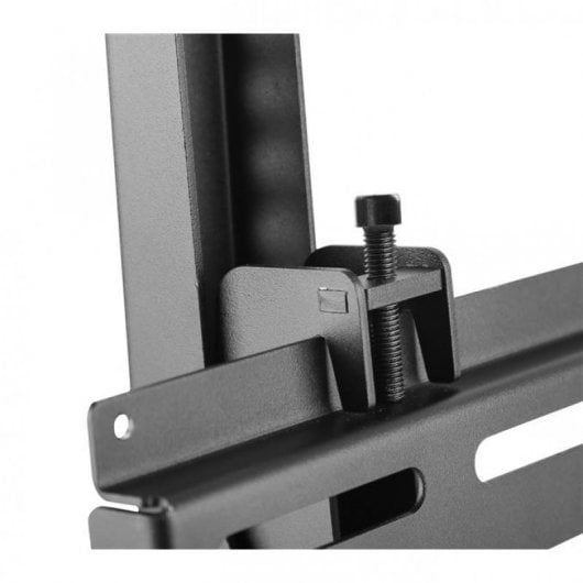 StarTech Suporte de Parede VESA de TV para 3 Telas