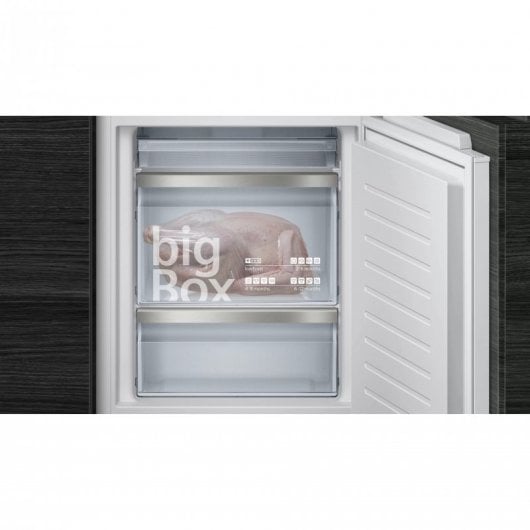 Siemens iQ500 KI86SAFE0 Frigorífico Combi Integrable E