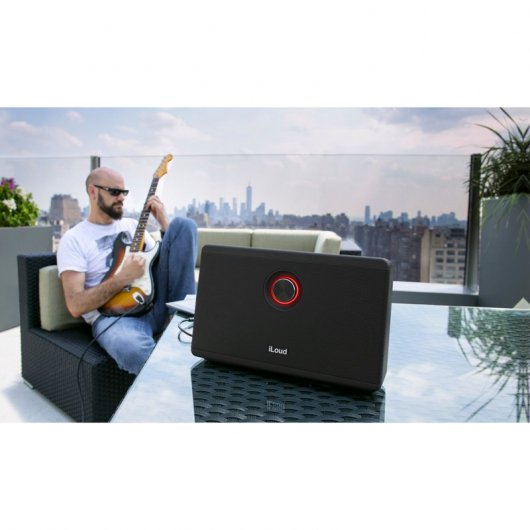 IK Multimedia iLoud Monitor de Estudio Portátil 40W