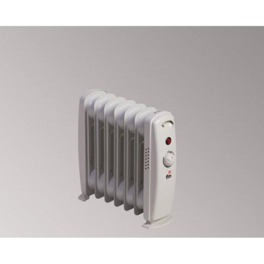 Radiador Eléctrico Fm Calefacción RW-Mini 900W compacto con control giratorio y termostato