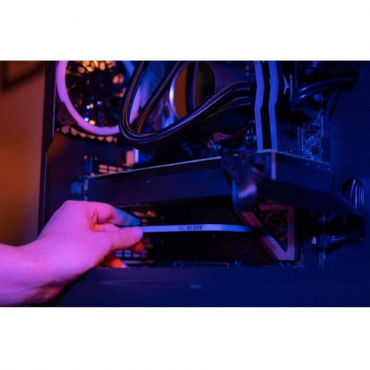 WD Black AN1500 2TB SSD NVMe AIC PCIe Gen 3 x 8