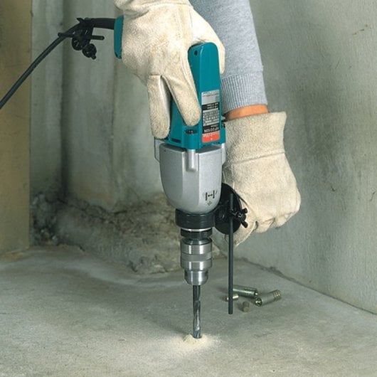 Makita HP2010N Taladro Percutor 750W