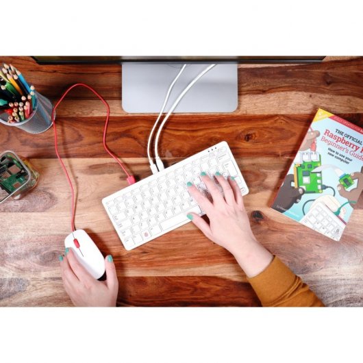 Kit ordinateur de bureau Raspberry Pi 400