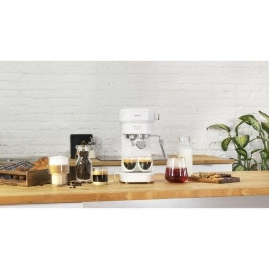 Cafetera Espresso Cecotec Cafelizzia 790 White 1,2L 20 bar mit Milchaufschäumer