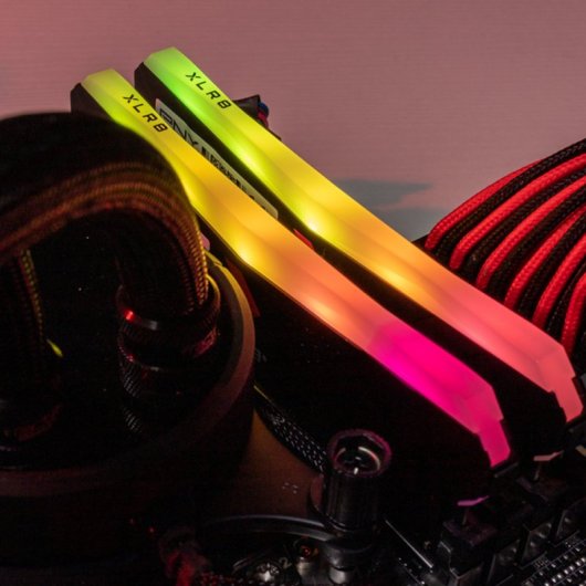 PNY XLR8 RGB DDR4 3600 MHz PC4-28800 16 GB 2 x 8 GB CL18