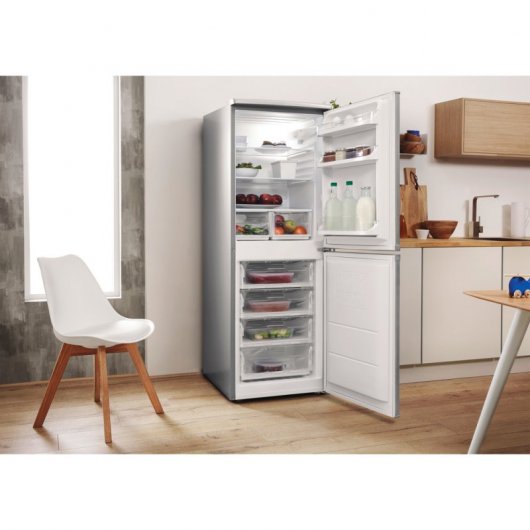 Indesit CAA 55 NX 1 Frigorífico Combi F Acero Inoxidable