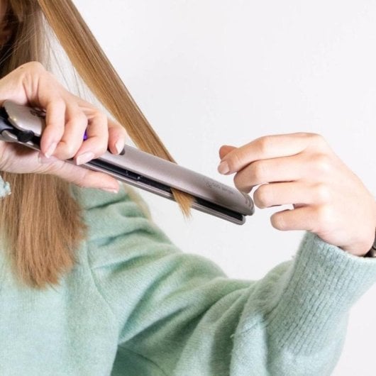 Prancha de cabelo Ufesa PP5500 Velvet Pro Cerâmica 2 em 1 230ºC Desligamento automático Preta