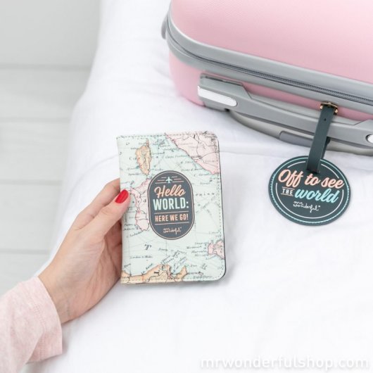 Fujifilm Pack Instax Mini 11 Blanca + 20 Fotos + Álbum Pasaporte + Etiqueta Maleta Mr. Wonderful
