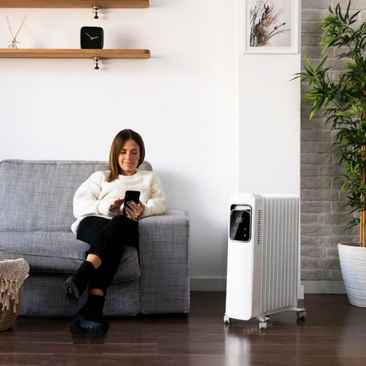 Cecotec ReadyWarm 11000 Touch Connected Radiador a Óleo 11 Elementos 2500W