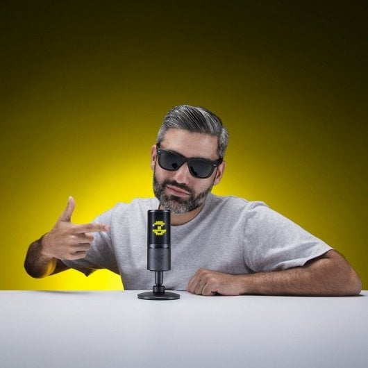 Razer Seiren Emote Micrófono Condensador USB con Pantalla LED Emoticonos 8 Bits