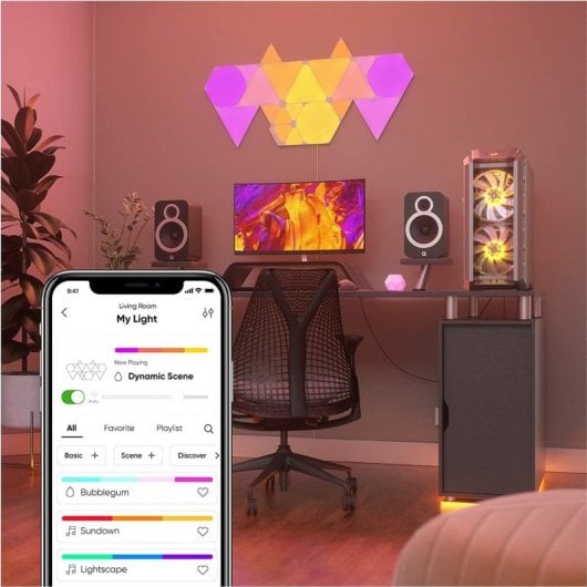 Nanoleaf Start Kit di 9 pannelli LED WiFi a forma di triangolo