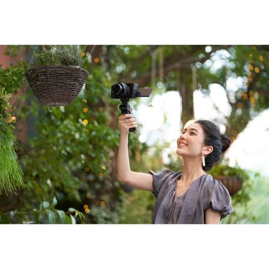 Sony Alpha 7C 24.2MP WiFi/Bluetooth Plata + Objetivo Sony FE 28-60mm F4-5.6