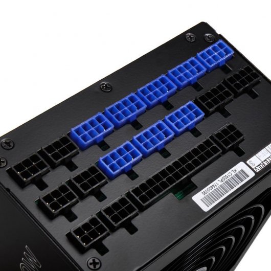 Kolink Continuum 1500W 80 Plus Platimum Modular