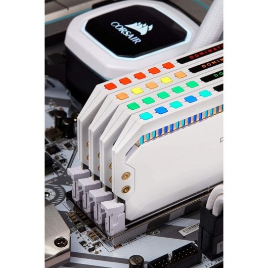 Corsair Dominator Platinum RGB DDR4 3200Mhz PC4-25600 16GB 2x8GB CL16